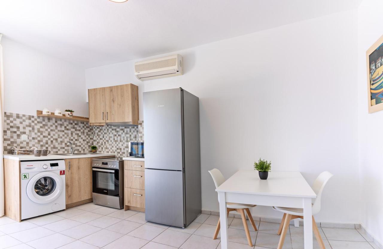 Azure Seaside Apts Magnisía Extérieur photo