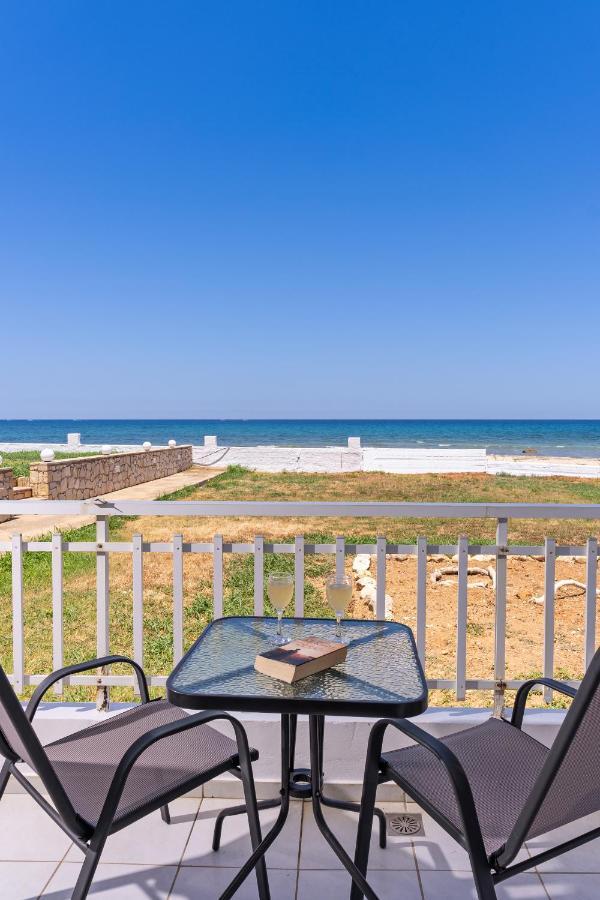 Azure Seaside Apts Magnisía Extérieur photo