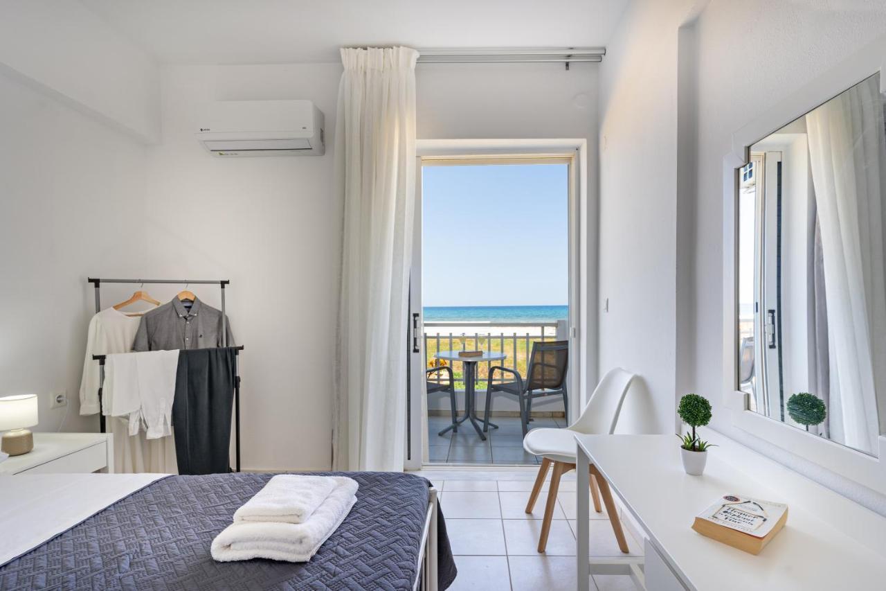 Azure Seaside Apts Magnisía Extérieur photo
