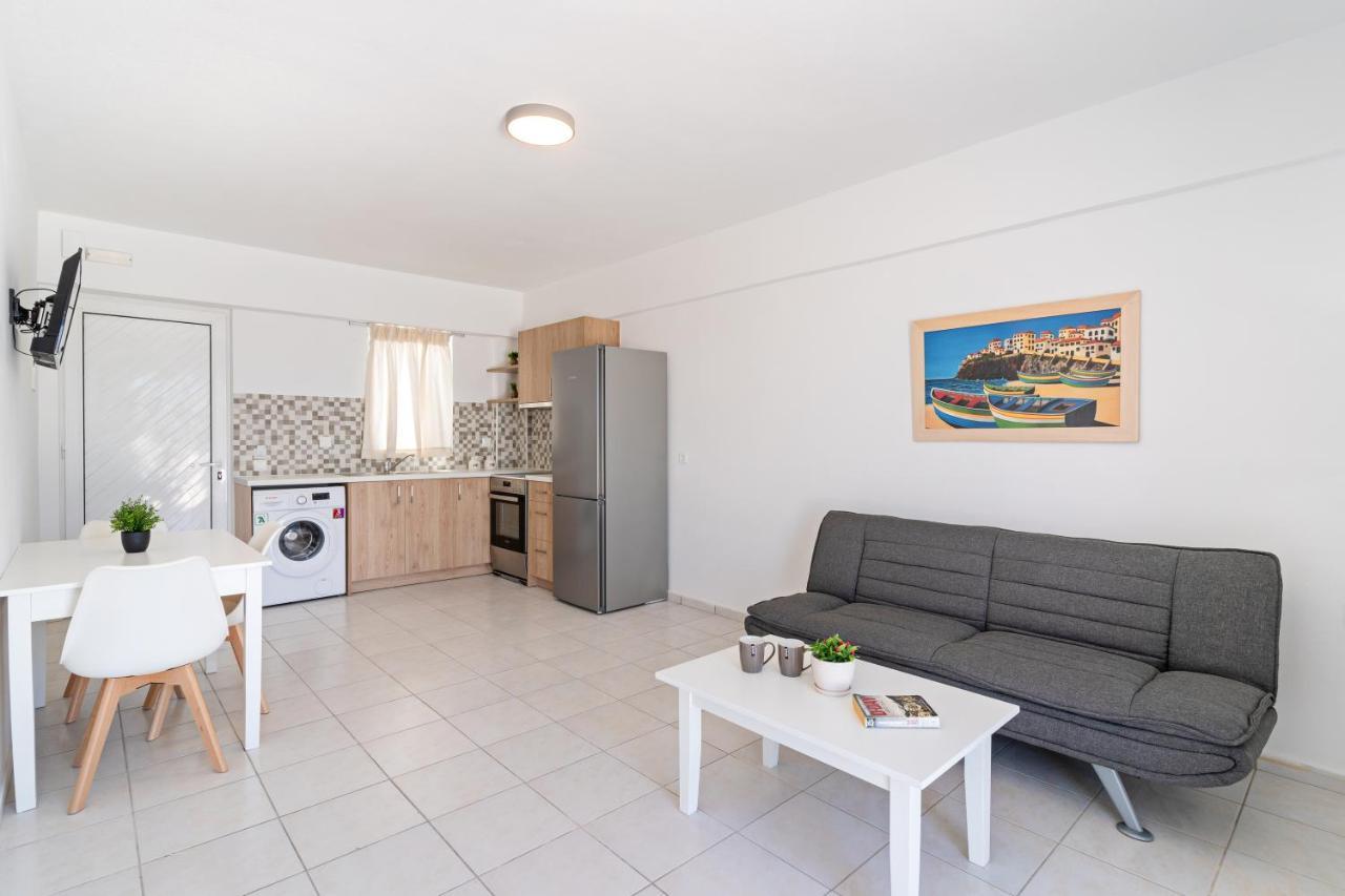 Azure Seaside Apts Magnisía Extérieur photo